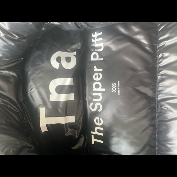 Aritzia Superpuff Mid Hi-Gloss - Picture 2 of 4